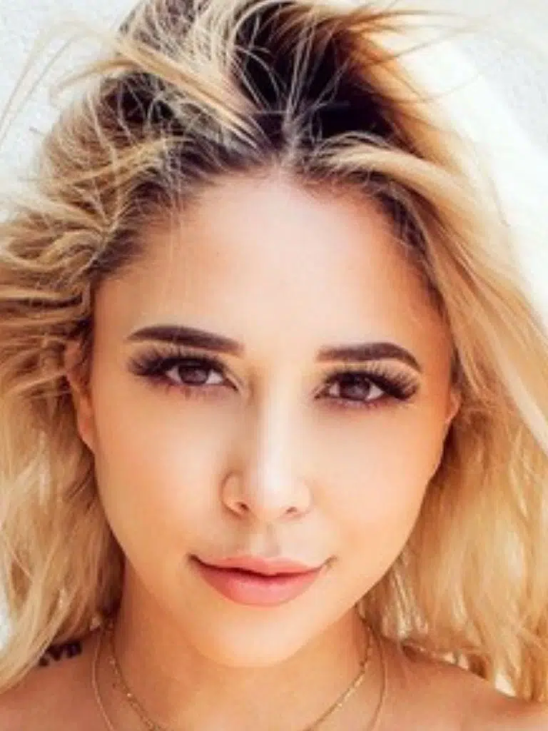 Tianna Gregory Biography: Wiki, Age, Career, Height, Weight, Boyfriend, Net Worth & More